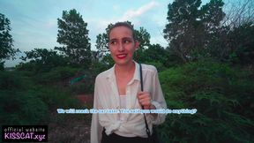 Risky outdoor sex with 18 babe in Central park