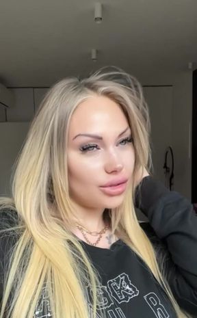 It Started with Casual Jerking and Now Its Turned Into Something Way More Than You Expected. Looking at You