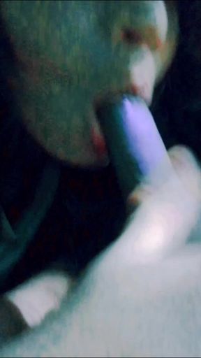 GF Sucking Black Cock