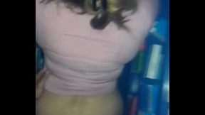 Cogemos de perrito entre los remedios de la farmacia