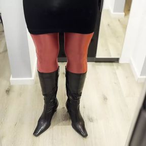 I squirt a big load of while wearing a black skirt, red nylon tights and high black leather boots