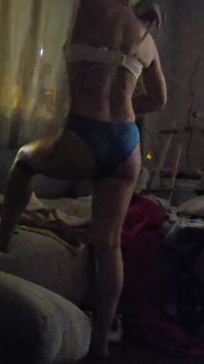 Cuck view...