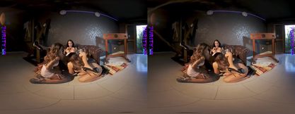 Benny Green And Giulia Diamond In Threesome Strap-on With Giulia, Benny, And Ale