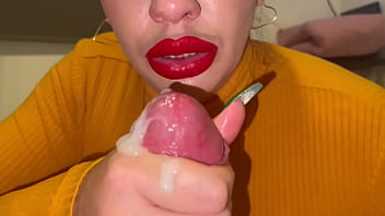 Masturba&ccedil_&atilde_o fetiche de unhas verdes e batom vermelho!