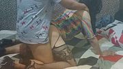 travesti sumisa se encama para que le den duro