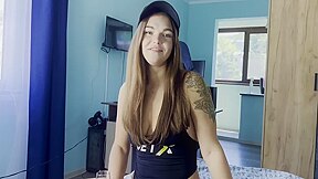 Stepsister Came To Her Stepbrother With A Glass Of Wine And Gave Her Pussy For A Good Fuck