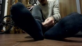 Twink&amp;#039;s sweaty socks and soft soles inside some old smelly shoes