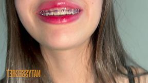 Stepdaughter Seduces Me Then Asks Me To Masturbate Her Until She Cum For The First Time