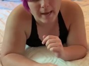 Emo tranny slut wants to you to beat off for her