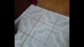 Faje rico a una linda amiga mientras su marido nos graba