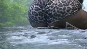 Giantess Special effects - Giantess MXDominion uses Enormous ass to Destroy Bridge, crush, giantess, assfetish 1080 smaller