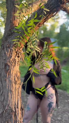 OnlyFans solo babe teases the camera