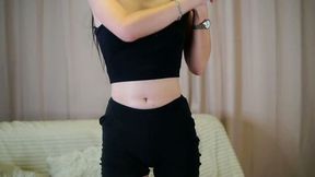 Leo Tweet Private Show