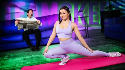 leana lovings yoga finished with huge load