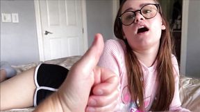 Teen GF discovers hidden squirt during therapy