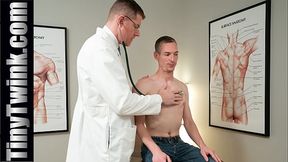Doctor'_s Every Look and Touch Felt so Intimate and Charged the Boy'_s Sexual Tension - Tinytwink
