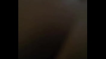 Quicki while ya man at work
