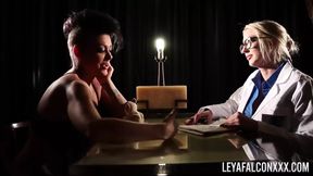 PornstarPlatinum Domina Jezebelle Bond licked by Leya Falcon