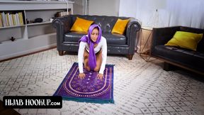 Horny Hijabs - Hijab Hookup New Series By TeamSkeet &ndash; Trailer