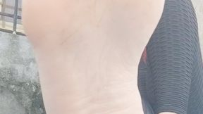 I show you my feet very closely