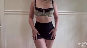 Housewife Lingerie Tease And Spanking WMV