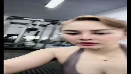 Tante cantik pulen GYM bikin ngaceng pengin ngentotin