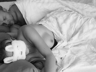 Spouse is waking up blindfolded wife, fingering her until climax and cumming on her face