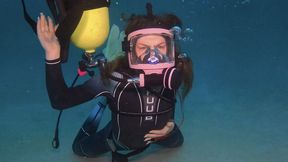 Nathalias Underwater Horror Hose: A Scuba Struggle 1080p