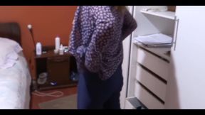 Erotic Moments of Stepmother Showing off While I Jerk off, I Always End up Fucking Her
