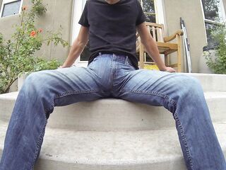 Pissing in a cock rubber until it bursts in my jeans
