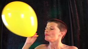 Big Boobs - Busty MILF Blowjob & Facial