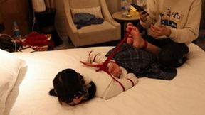 GG24 - The Red String and the Barefoot Girl