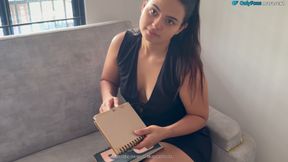 A babysitter masturbating looks at her new boss and ends up with the milk on her