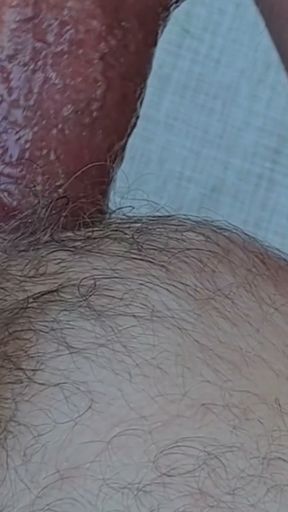 muscle daddy bareback in public garden   Clip 1