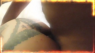 TRIO DE LENGUA LA CHUPAN ENTRE 2 LAS TETAS LA CONCHA Y EL CULO Y LE COJEN BIEN FUERTE EL CULO CON PERLA LOPEZ
