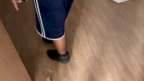 FUDENDO NA OBRA COM O PEDREIRO PARRUDO.