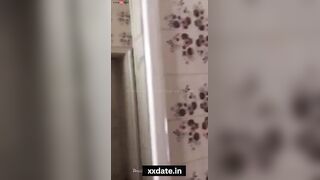 Desi lover making hot porn in hotel bathroom viral mms