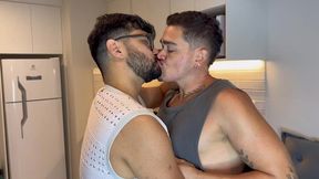 marcos goiano - enrabado carinha da pica grossa - sexo gay com dotadao fodendo rabo quente - passivo levando pica do cara da academia