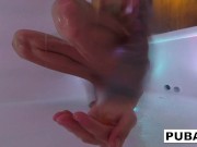 Hot Kendra Cole takes a sexy shower!