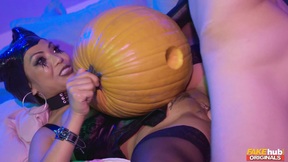 Horny lame guy fuck pumpkin and Maleficent cosplay girl - Polly Pons