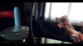 Karina Behind The Scenes Of Her Relaxing Seductive Erotic Show - What The Webcam Didn'_t Show You.