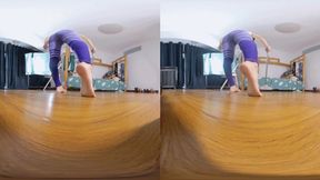 3DVR180 MARTINA was cleaning and trampling on a group of dwarfs