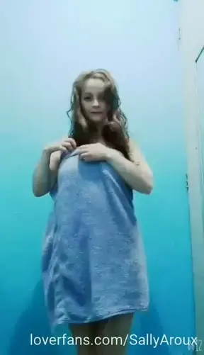 🍆🔥💋😝💦 Antes de tomar un rico baño