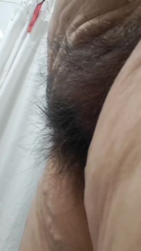Mature, Hairy, Big MILF Pussy From the Side