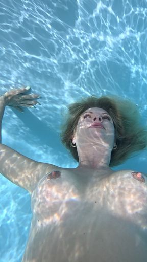 Underwater Blowjob doggy missionar creampie