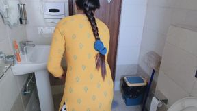 Kamwali Bhai Landlord Affair - Big Boobs Indian Maid fucked by Big Dick Malik For Extra Pay xxx