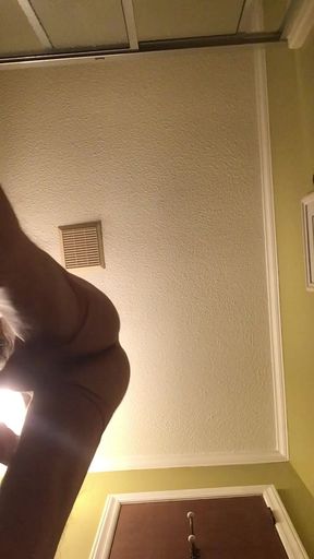 Winking ass hole before I finger that ass