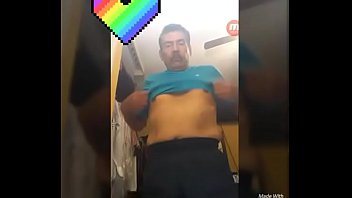 Rico culito de maduro mexicano