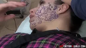 Evilyn Ink Shaves Half of her Hair - AltErotic