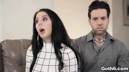 Joanna and Small Hands invites Elsa to a family threesome